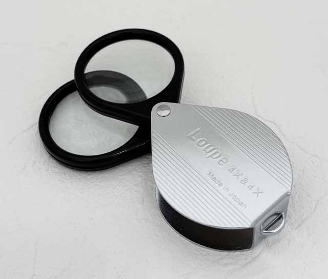 R216 メタルホルダールーペ